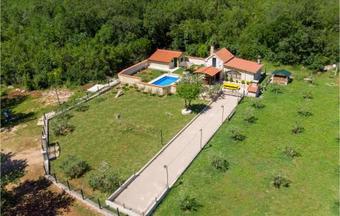 One-bedroom Holiday Home In Desne