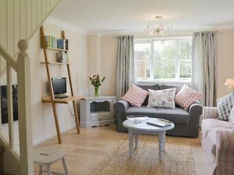 Waveney Lodge Cottage