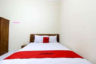 Hotel Reddoorz Near Candi Ratu Boko