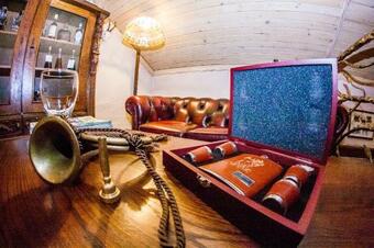 Hostal Go?ciniec S?upski