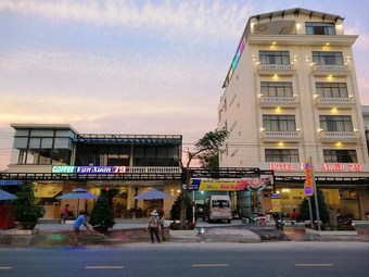 Hotel Van Xuan 79