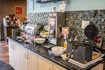 Hotel Comfort Suites New Bern Near Cherry Point