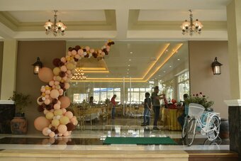 Hostal Angela's Resort And Leisure Farm - Hostel