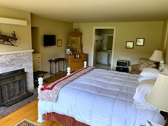 Bed & Breakfast Lovett's Inn And Restaurant