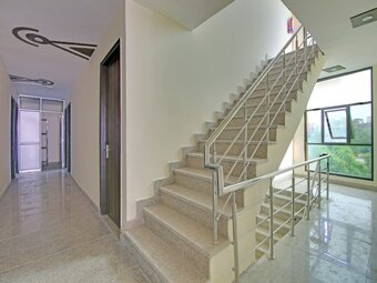 Oyo Flagship 39564 Shiv Hotel