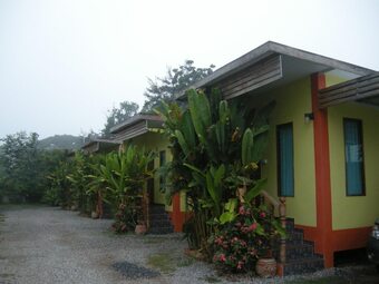 Hotel Bansermsuk Resort