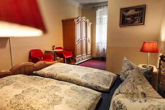 Hotel & Restaurant Peking