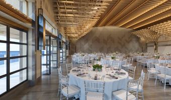 Hotel Nouveau Resort