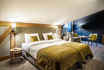 Sezony. Restauracja I Hotel