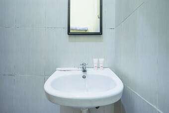 Hotel Oyo 1855 Elise Exclusive Residence