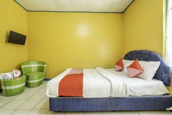 Hotel Oyo 2141 Pondok Pulo Sari 2