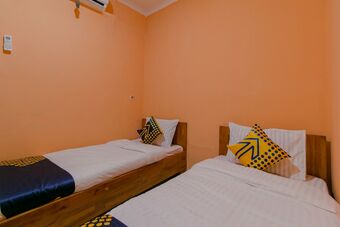 Hotel Spot On 1899 Berkah Homestay