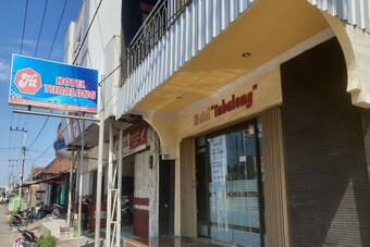 Hostal Oyo 2423 Hotel Tubalong Taliwang Syariah