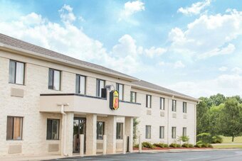 Hotel Super 8 By Wyndham Bedford