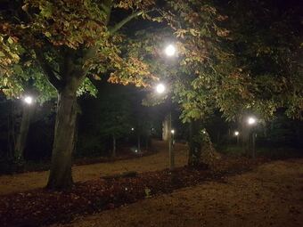 Charming Holiday House With Romantic Garden And Jacuzzi, In Quiet Location