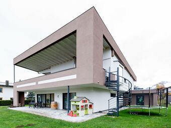 Spacious Apartment In Saalfelden With Terrace