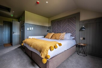 Posada The Three Blackbirds