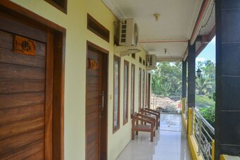 Oyo 812 Hotel Tirta Bahari