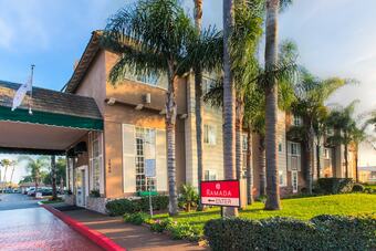 Hotel Ramada By Wyndham Costa Mesa/newport Beach