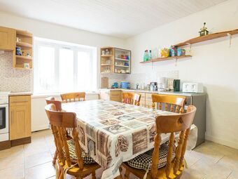 Decent Holiday Home Saint-servais With Garden