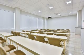 Hotel Ramada Encore Fernandopolis