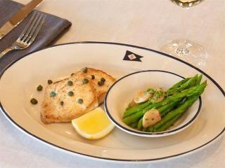 Hotel Baron's Cove Inn