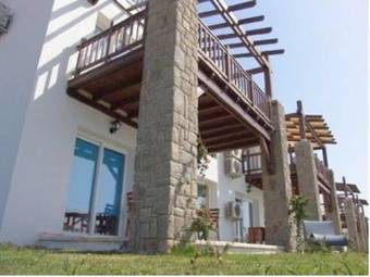 Grand Sea View Aparts