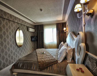 Grand Atakum Hotel