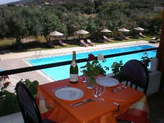 Hotel Vallian Village