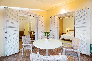 Apartamentos Romanos Beach Villas