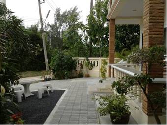 Hostal Wattana Bungalow