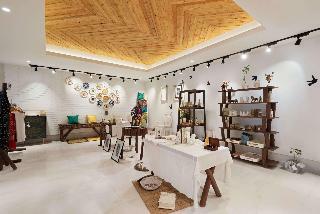 Ramada Plaza Lucknow Hotel And Convention Centre