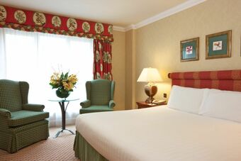 Hotel Middle Eight