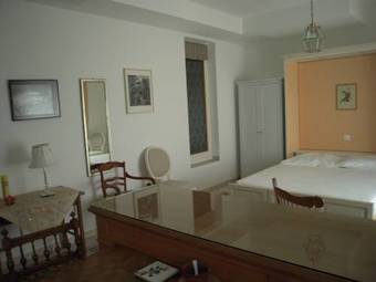 Hostal Le Lierre B&B