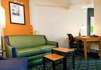 Hotel Fairfield Inn & Suites Plainville