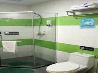 Hotel 7 Days Inn Linyi Yi Nan Bus Station Branch