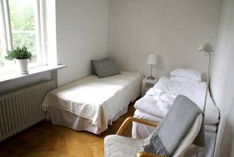 Bed & Breakfast Our House