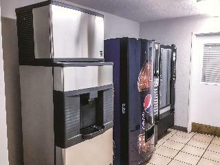 La Quinta Inn By Wyndham Moline Airport