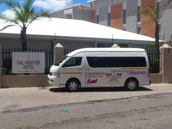 Hotel The Aviator Or Tambo