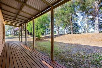 Braeside Cabin Three - Parsonsia