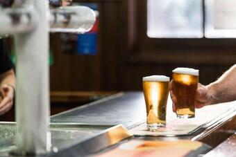 New Crown Hotel Motel