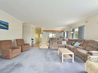 Just Listed Lakeview At Morisset Park