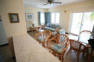 Hotel Timothy Beach Resort