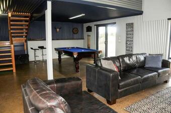 Lakeview Lodge - Mountain Bay