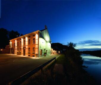 Hotel Auberge L'entrec�te