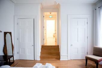 Hostal The Cape
