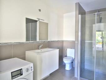 Hostal Room In Apartment - Completely Renovated Aparthotel