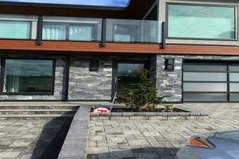 Otter Grotto 1 Bed Suite - Oceanfront Relaxation