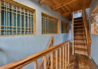 Xijiang Hua Tingshu Viewing Pretty Hotel