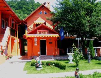 Hostal Pensiunea Doru